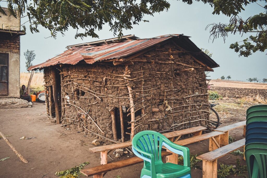 Uganda   FOT 1527