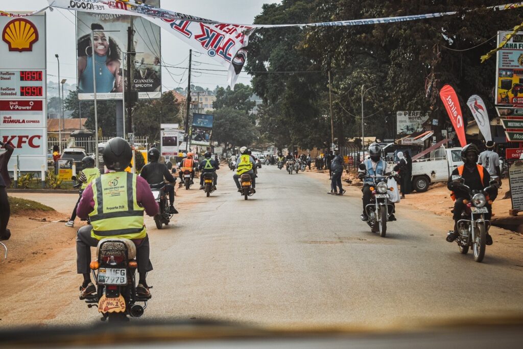 Uganda   FOT 1757